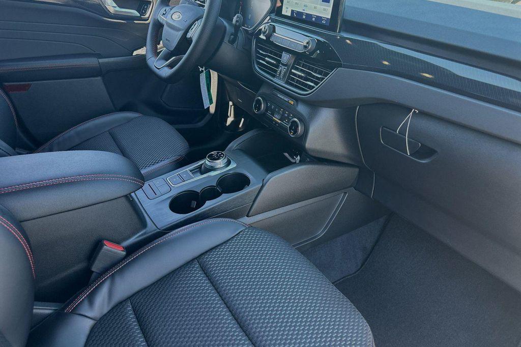 used 2024 Ford Escape car, priced at $35,980