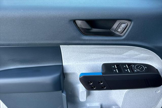 new 2025 Ford Maverick car, priced at $32,085