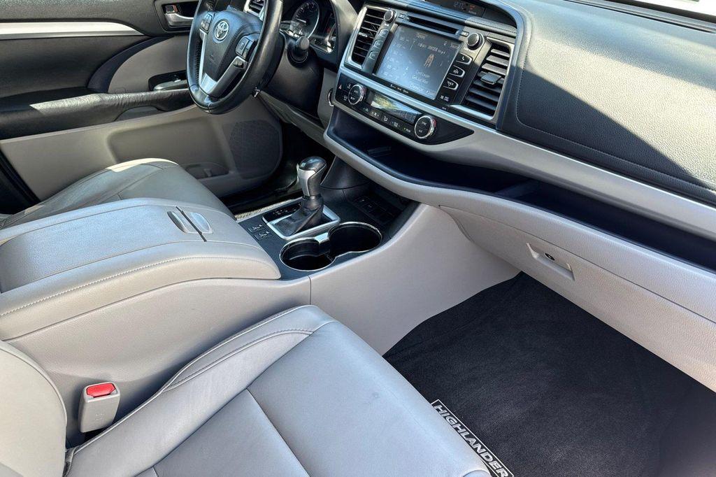 used 2017 Toyota Highlander car, priced at $24,375
