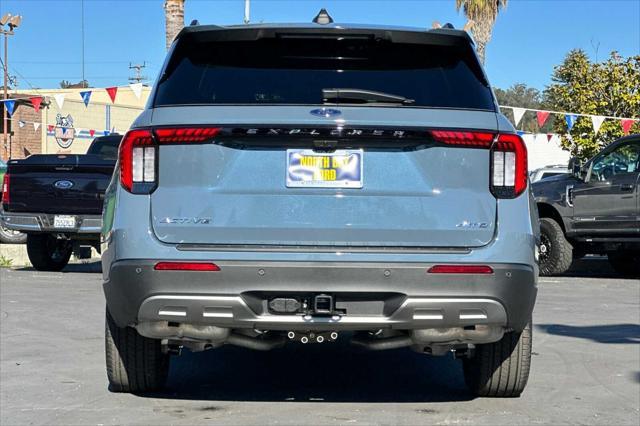 new 2025 Ford Explorer car, priced at $48,700