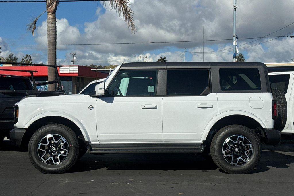 new 2025 Ford Bronco car, priced at $55,563