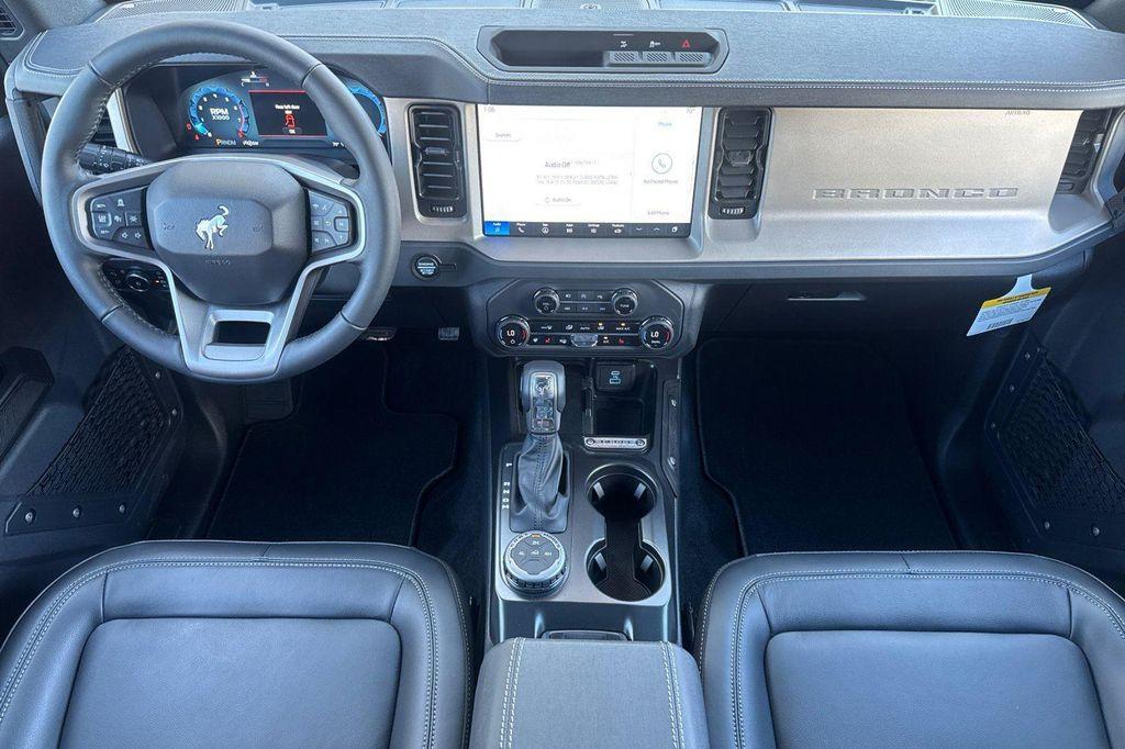 new 2025 Ford Bronco car, priced at $55,563