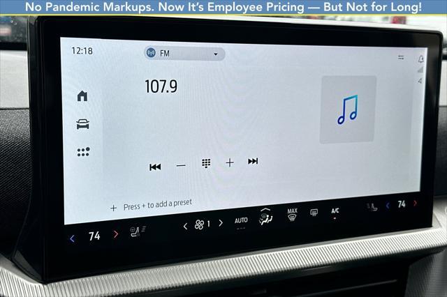 new 2025 Ford Explorer car, priced at $56,270