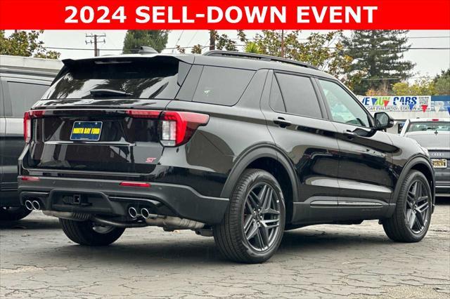 new 2025 Ford Explorer car, priced at $59,500