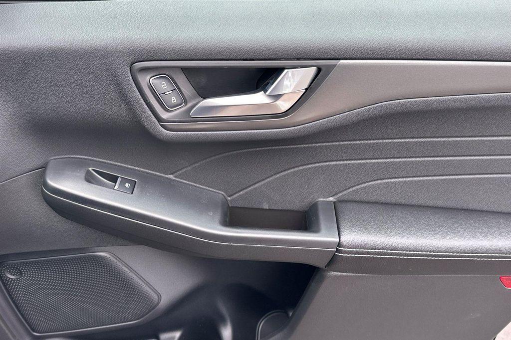 new 2025 Ford Escape PHEV car, priced at $37,467