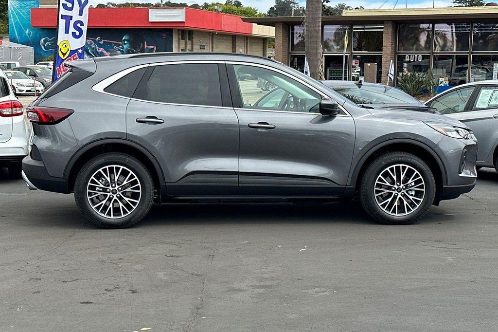 new 2025 Ford Escape PHEV car, priced at $37,467
