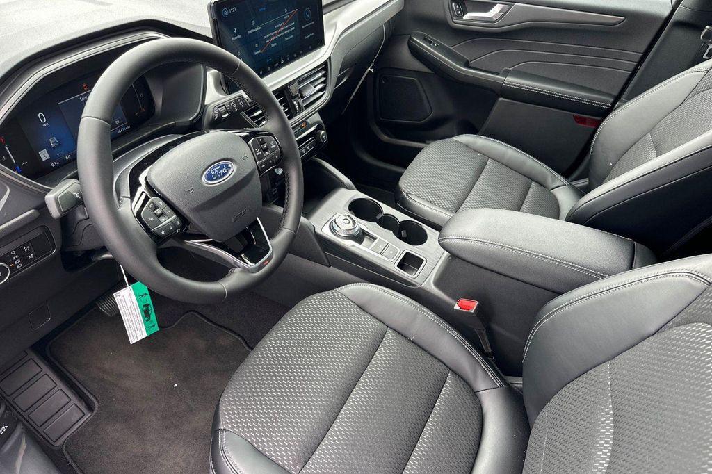new 2025 Ford Escape PHEV car, priced at $37,467