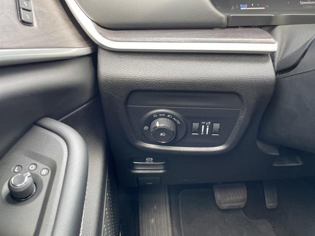 used 2021 Jeep Grand Cherokee L car, priced at $29,995