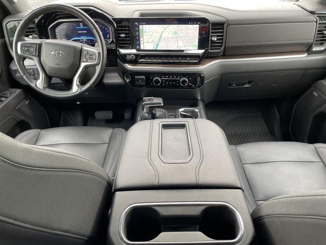 used 2022 Chevrolet Silverado 1500 car, priced at $43,995
