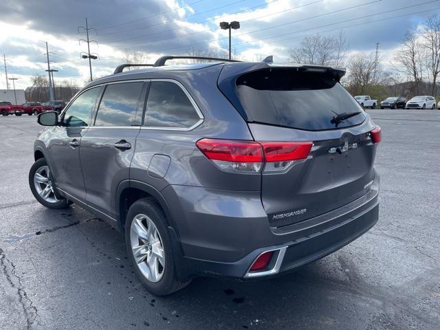 used 2018 Toyota Highlander car, priced at $26,500