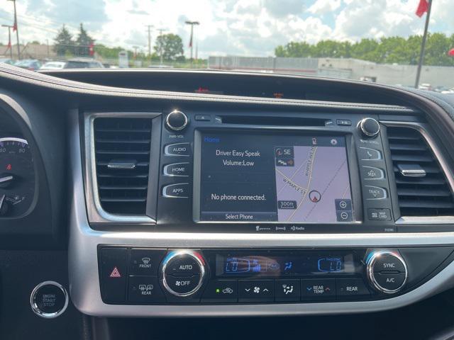used 2019 Toyota Highlander car, priced at $13,995