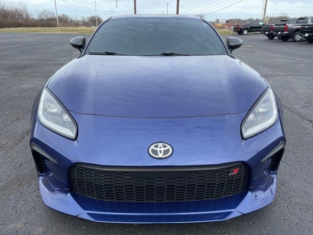 used 2023 Toyota GR86 car, priced at $30,548