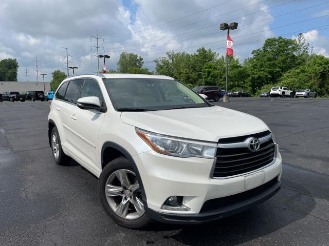 used 2014 Toyota Highlander car, priced at $15,995