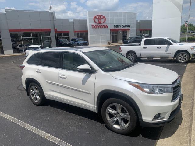 used 2014 Toyota Highlander car, priced at $15,995