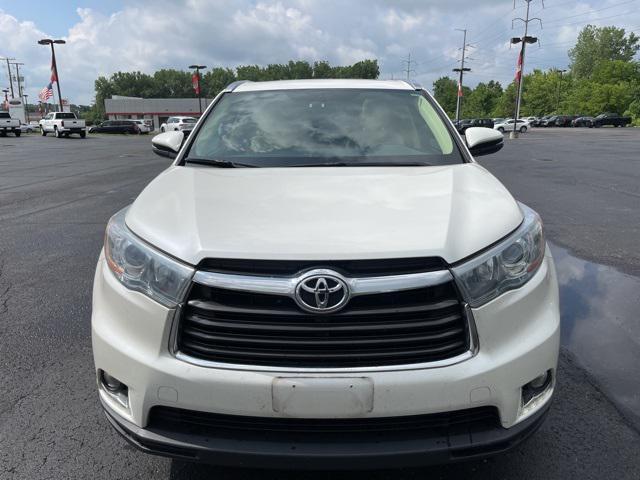 used 2014 Toyota Highlander car, priced at $15,995