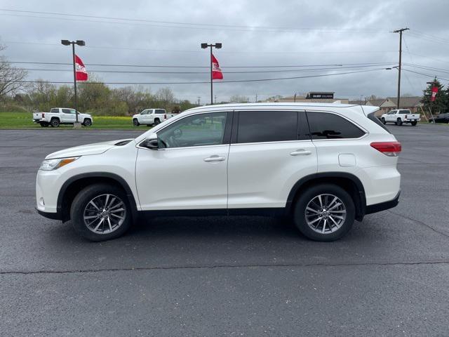 used 2019 Toyota Highlander car, priced at $25,995