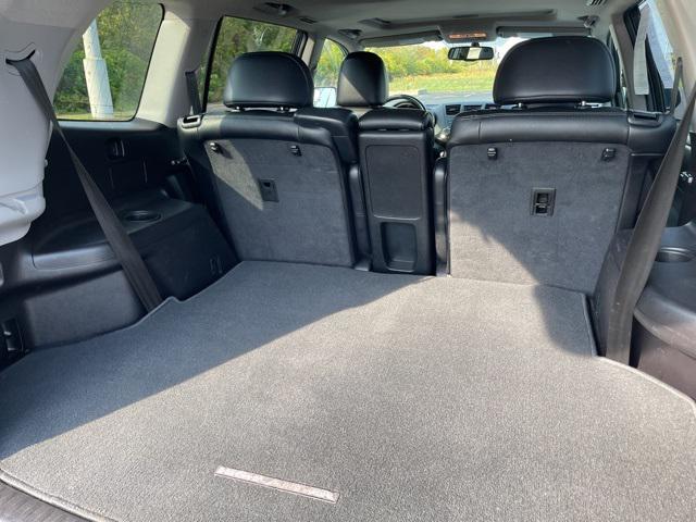 used 2012 Toyota Highlander car, priced at $10,995