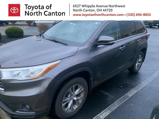 used 2014 Toyota Highlander car, priced at $13,995