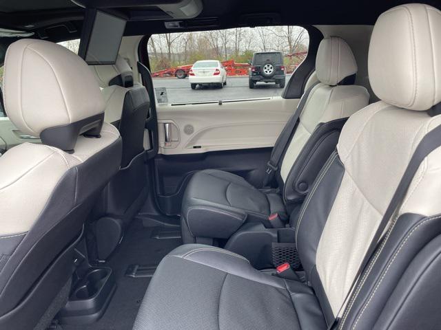 new 2026 Toyota Sienna car, priced at $57,100