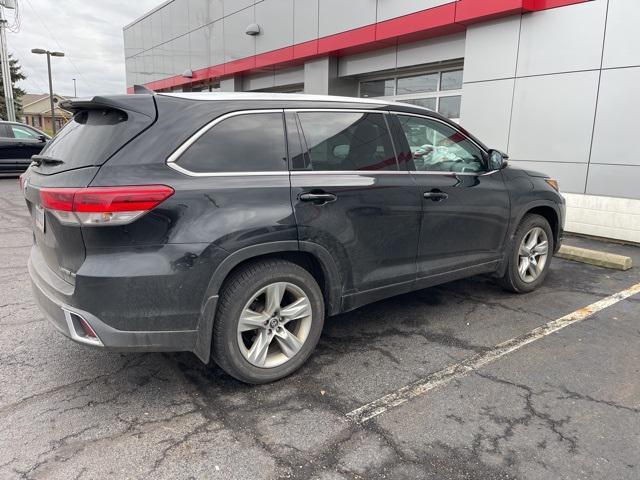 used 2017 Toyota Highlander car, priced at $22,995