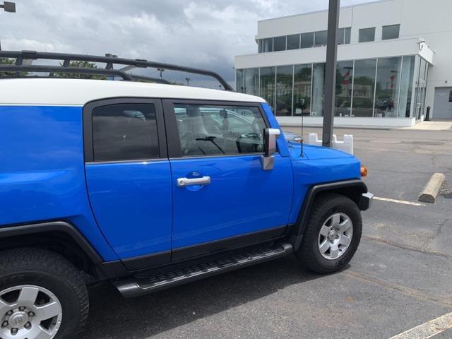 used 2008 Toyota FJ Cruiser car, priced at $11,995