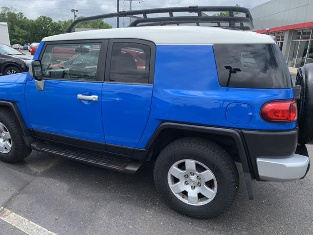 used 2008 Toyota FJ Cruiser car, priced at $11,995