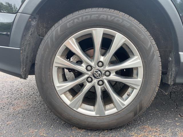 used 2016 Toyota RAV4 Hybrid car, priced at $20,995