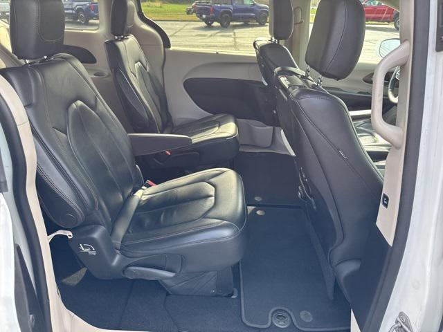 used 2017 Chrysler Pacifica car, priced at $8,750