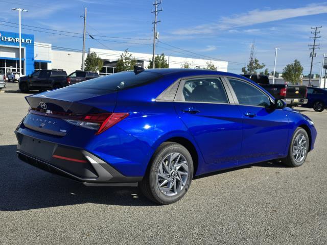 new 2025 Hyundai Elantra HEV car, priced at $26,545