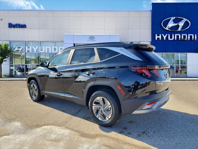 new 2025 Hyundai TUCSON Hybrid car, priced at $33,606