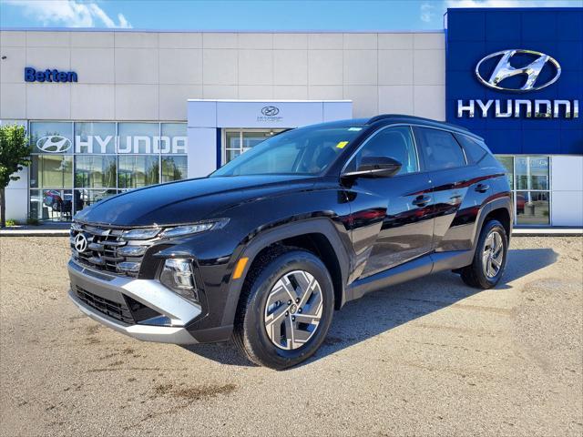 new 2025 Hyundai TUCSON Hybrid car, priced at $33,606