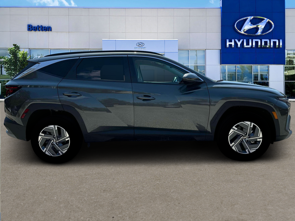 new 2025 Hyundai TUCSON Hybrid car, priced at $33,574