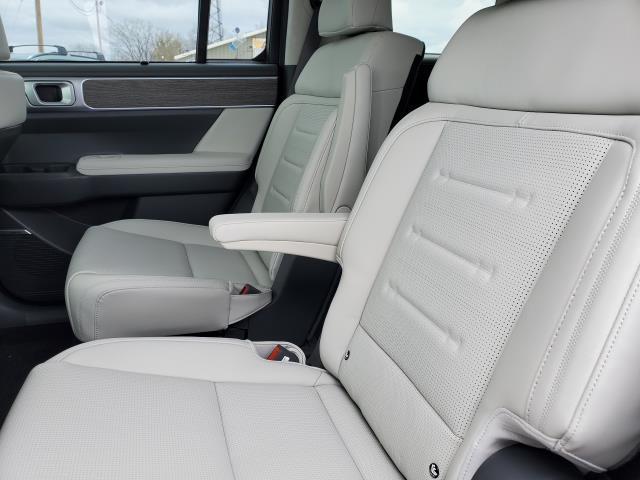 new 2025 Hyundai Santa Fe car, priced at $47,082
