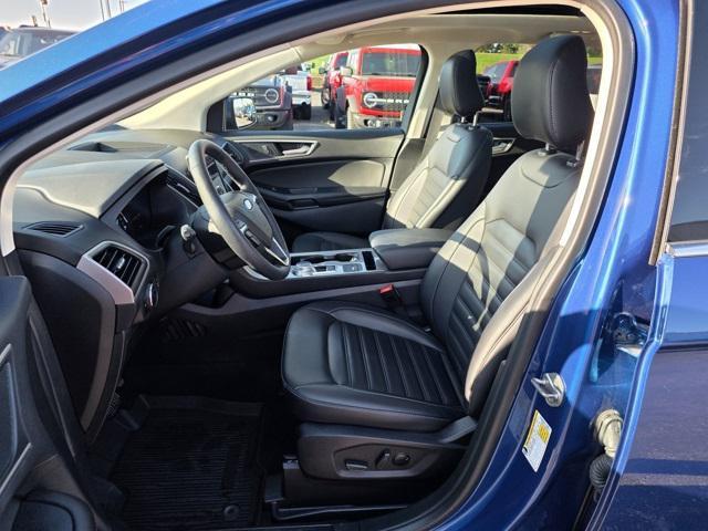 used 2024 Ford Edge car, priced at $30,900