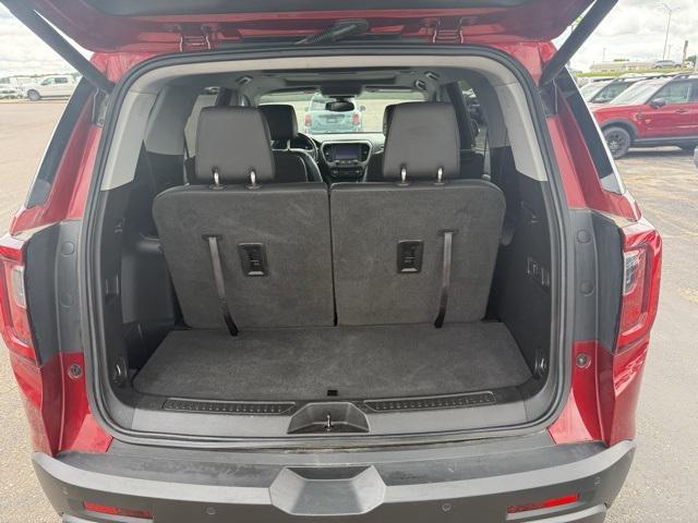 used 2022 GMC Acadia car, priced at $25,900