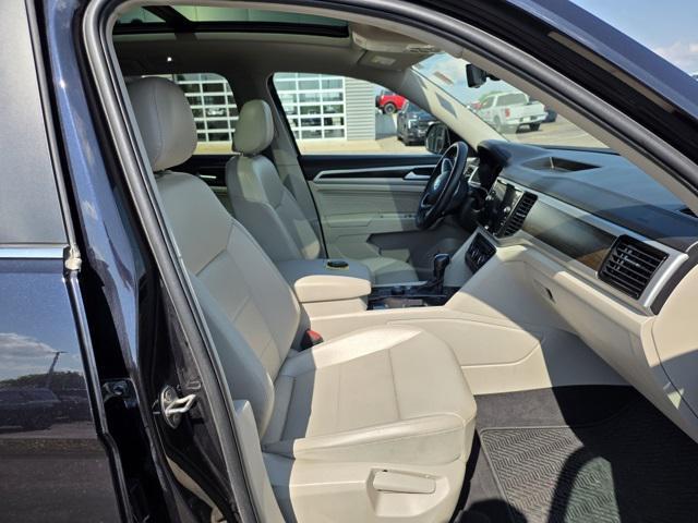 used 2022 Volkswagen Atlas car, priced at $21,400