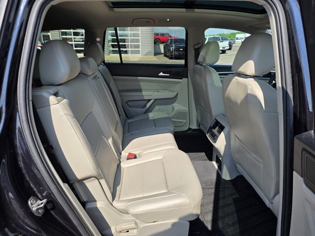 used 2022 Volkswagen Atlas car, priced at $21,400