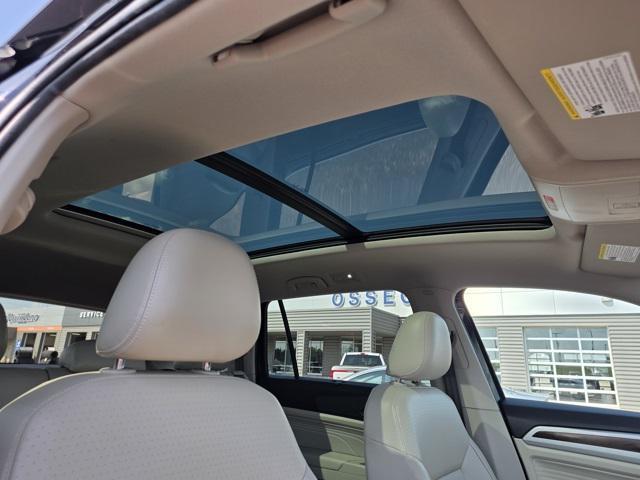 used 2022 Volkswagen Atlas car, priced at $21,400