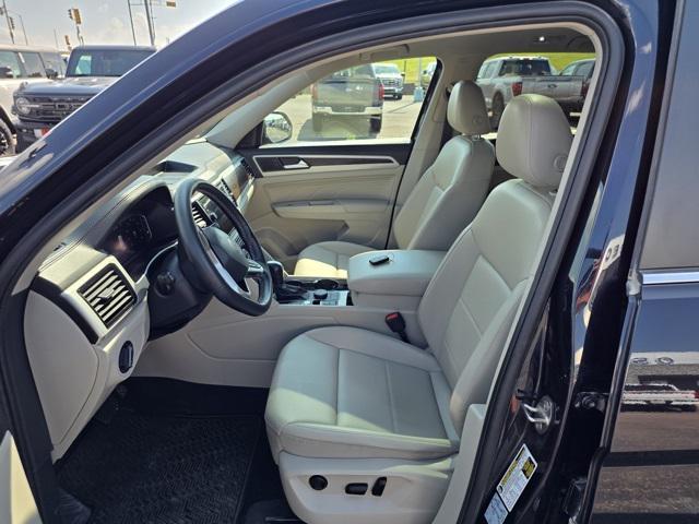 used 2022 Volkswagen Atlas car, priced at $21,400