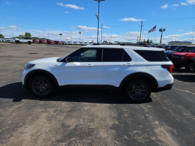 new 2025 Ford Explorer car, priced at $51,999