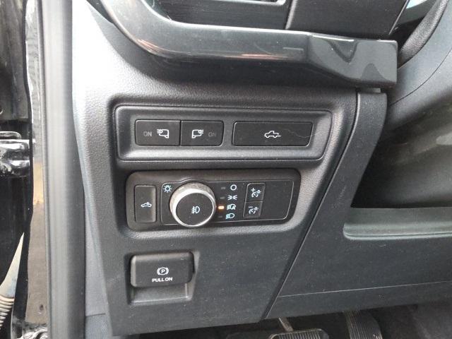 used 2022 Ford F-150 car, priced at $35,400