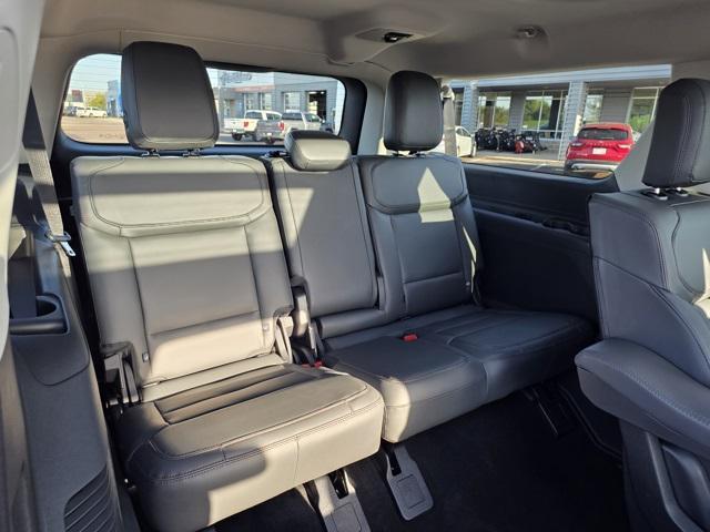 new 2025 Ford Expedition Max car, priced at $73,716