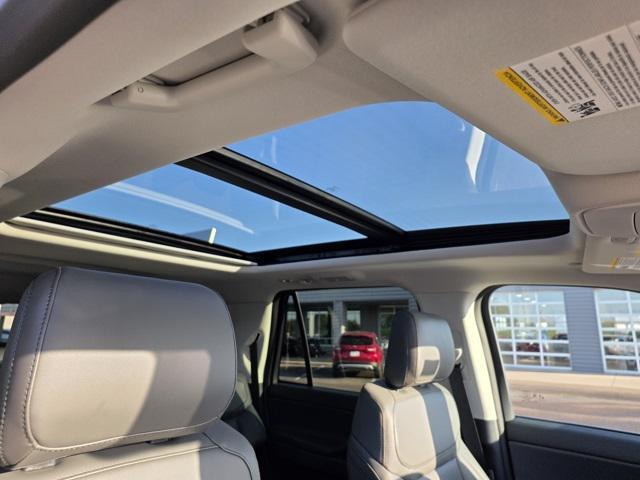 new 2025 Ford Expedition Max car, priced at $73,716