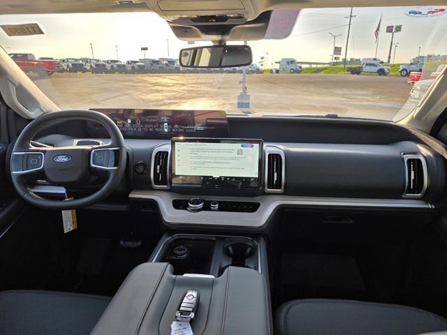 new 2025 Ford Expedition Max car, priced at $73,716
