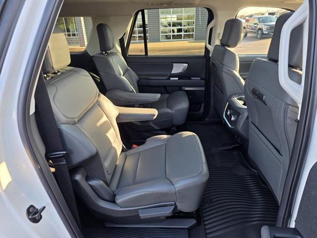 new 2025 Ford Expedition Max car, priced at $73,716