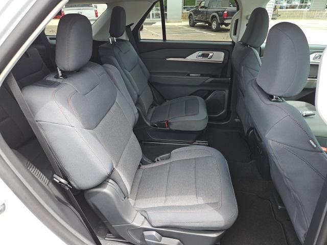 new 2025 Ford Explorer car, priced at $41,198