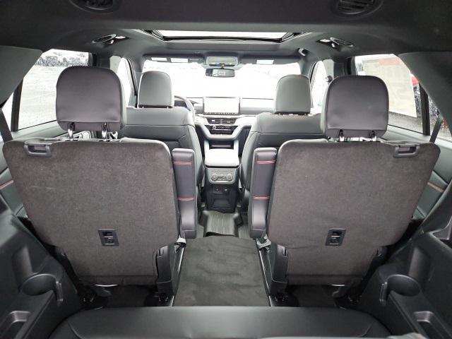 new 2025 Ford Explorer car, priced at $57,415