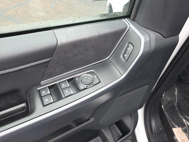 new 2025 Ford F-150 car, priced at $55,402