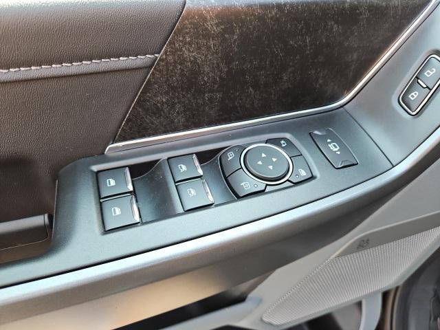 new 2025 Ford F-350 car, priced at $72,075