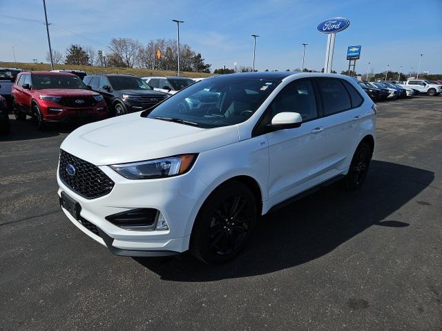 used 2021 Ford Edge car, priced at $31,900